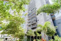 Beach vicinity, shopping G-level, parking. Near playground. Shabbat elevator Hotels in Ashkelon