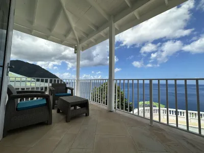 One bedroom apartment with king size bed and a view! Отели в г. 