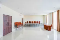 Sans Hotel Nagari Malioboro Hotels in Ngampilan