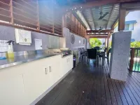 5 mins walk to town and beach. Family sized top floor condo!