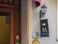 Meroddi Galata Flats Hotel dekat Menara Galata