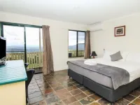 Tranquil Park Hotels in Maleny