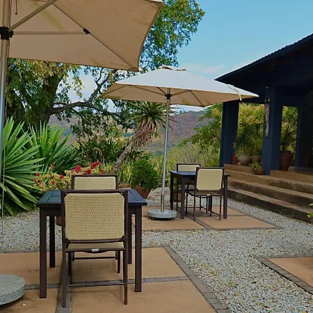 Abangane Guest Lodge