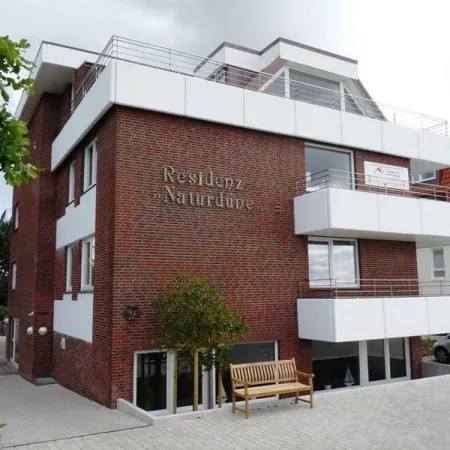 Exclusive apartment-near the beach-swimming pool-sauna-balcony-parking space