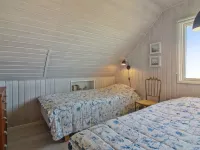 "Emiline" - 250m from the Sea