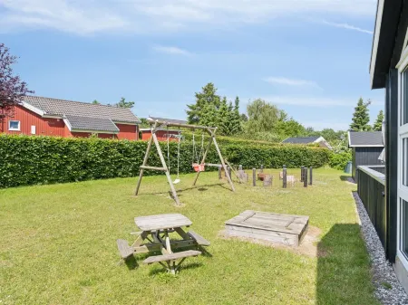 "Athisl" - 800m from the Sea Отели в г. Ebeltoft