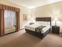 La Quinta Inn & Suites by Wyndham Waxahachie