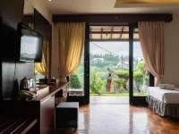 Dago Heuvel Resort Hotels in Cimenyan