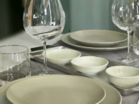 me more studio Hotéis em Mons