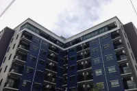 Ploen Ploen Residence Hotels near Wat Bang Phun