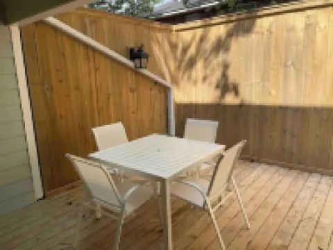End unit townhouse