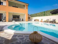 Luxe villa in Pula with pool and jacuzzi - Villas