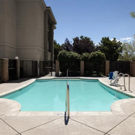Hampton Inn & Suites Palmdale