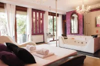 Ebano&Marfil Suite Home. A different kind of villa.