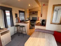 3 Bed Caravan 8 Berth Pet Friendly Parking Hotels in Rhyl