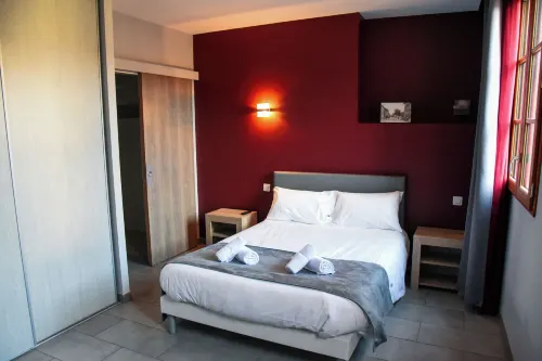 Hôtel du Vieux Pont Hotels in Pamiers