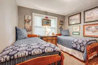 Hillside Home on 4 Wooded Acres by Sunday Lake - 3-Star