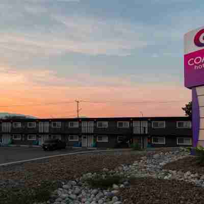 Coast Penticton Hotel Hotel Exterior