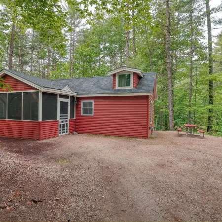 Danforth Bay Camping and RV Resort Hoteles en Freedom