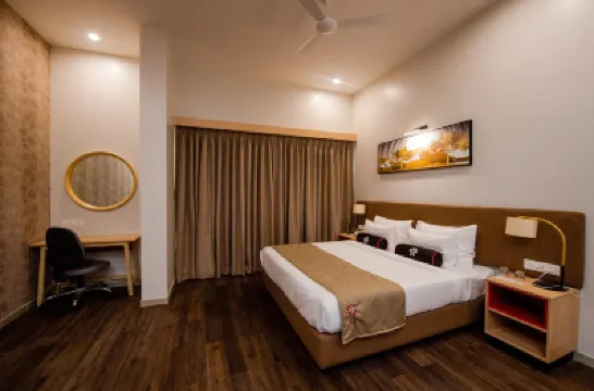 Mastiff Hotel Ankleshwar 酒店