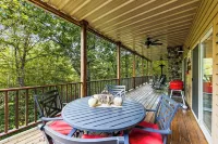 Fido Friendly Luxury Condo in Country Club setting With Amenities