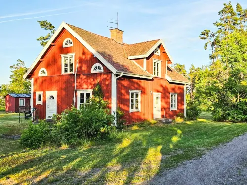 5 person holiday home in FÅRBO - 3 estrellas