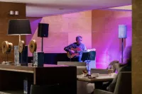Hotel Marina Atlântico - ที่มีบาร์