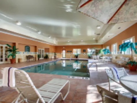 Holiday Inn Express MILWAUKEE N-BROWN DEER/MEQUON by IHG Hotels in Brown Deer