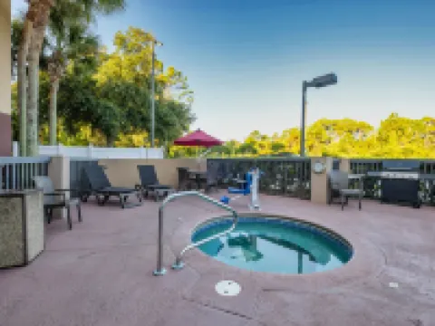Red Roof Plus+ Palm Coast Hotels in Flagler County