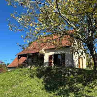 L'Épine des Pechs, on the heights of Sarlat, a stone's throw from the town center. Hotel Exterior