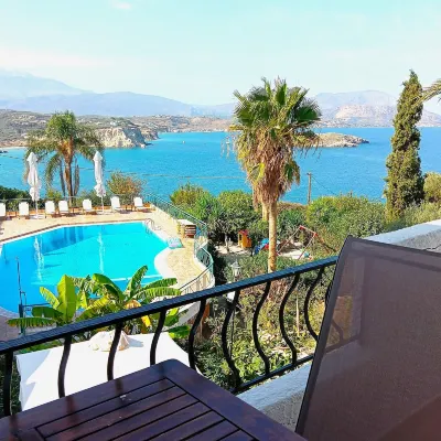 Emerald Ξενοδοχεία κοντά στο αξιοθέατο Kiani Akti beach