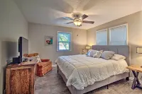 Cute Emporia House - Mins to Downtown and Esu! - Homestays