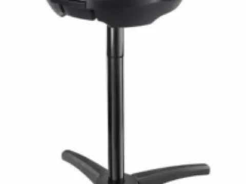 Home w/Hot Tub -Spacious, Quiet Neighborhood Near des Moines, IA. Hotels in Clive