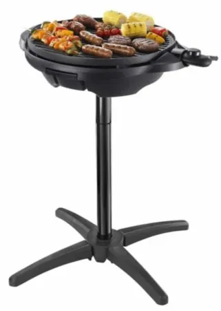 Home w/Hot Tub -Spacious, Quiet Neighborhood Near des Moines, IA.