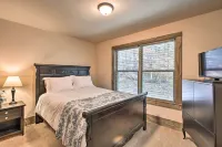 Creekside Craftsman Retreat in North GA Mountains! - parking