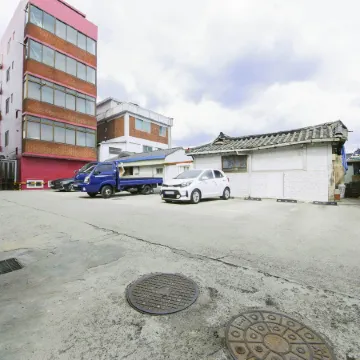 Dongdaemun Sea Road Отели рядом с достопримечательностью «Сеульский лесной парк»