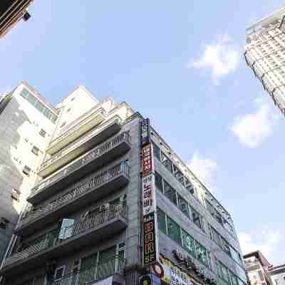 潘多拉飯店 Hotel Exterior