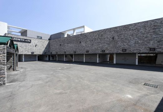 제니스호텔 넓고 고급스러운 객실