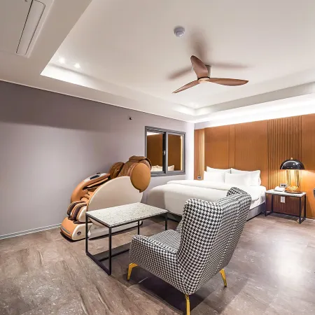 Jecheon the Wall Hotel