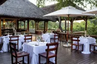 Karongwe - River Safari Lodge - breakfast