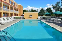 Quality Inn Colchester - Burlington Hotels in Colchester