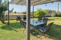 Villa Erytha - Serene Retreat With Views Garden Hotels in Thermi