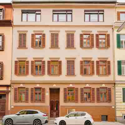 Arcadio Home - Premium Suite Hotel Exterior