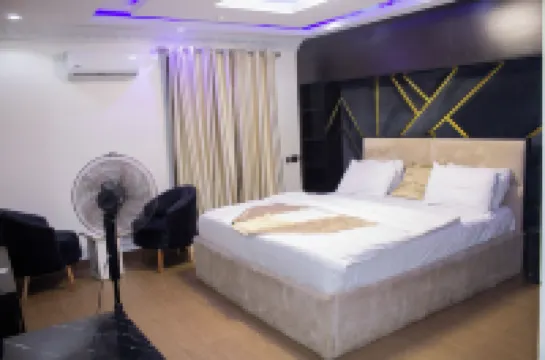 Ravella Hotel and Suites