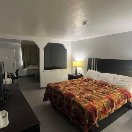 Atria Inn & Suites Отели рядом с достопримечательностью «Медицинский центр»