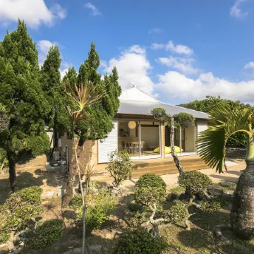 Denpaku Hataori Kobo No Aru Yado <Amamioshima>