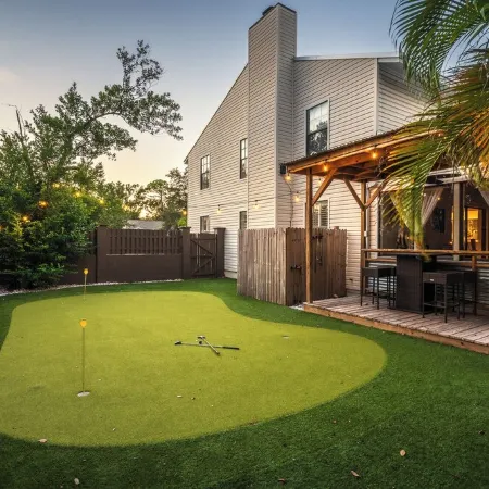 6Br! Sleeps 15+ Htd Pool, Putting Green, Theater, Game Rm, 5 mi to Beaches, Ami Отели в г. Уэст-Брейдентон