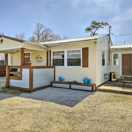 Farmhouse Close to Norris Lake and Atv Trails!