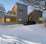 Luxury Mountain Top House , Hot Tub, Fire Pit & Panoramic Stratton Views