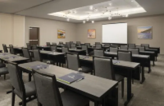 DoubleTree by Hilton Charleston Riverview